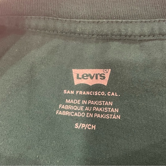 Levi’s Colour Block Tshirt size Small - Picture 2 of 3